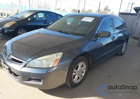 2007 Honda Accord 2.4 Ex z USA, uszkodzony, nr VIN 1HGCM55877A120851